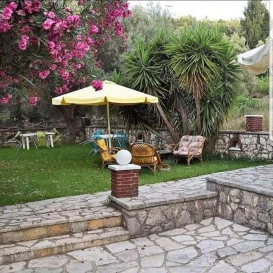 Guesthouse Emi Lygia  Exterior photo